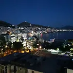 Center-Sea View Apartament,Sarande