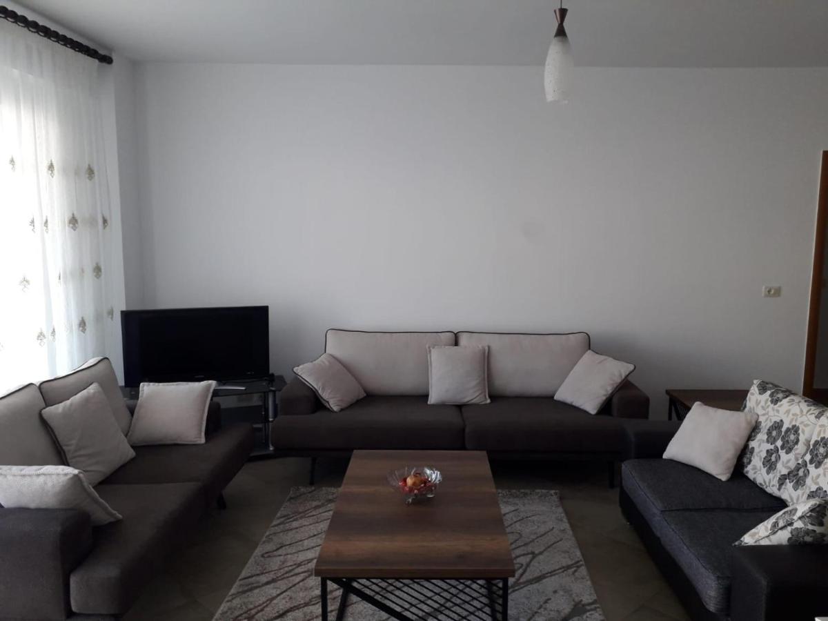 Center-sea View Apartament,sarande Apartament *