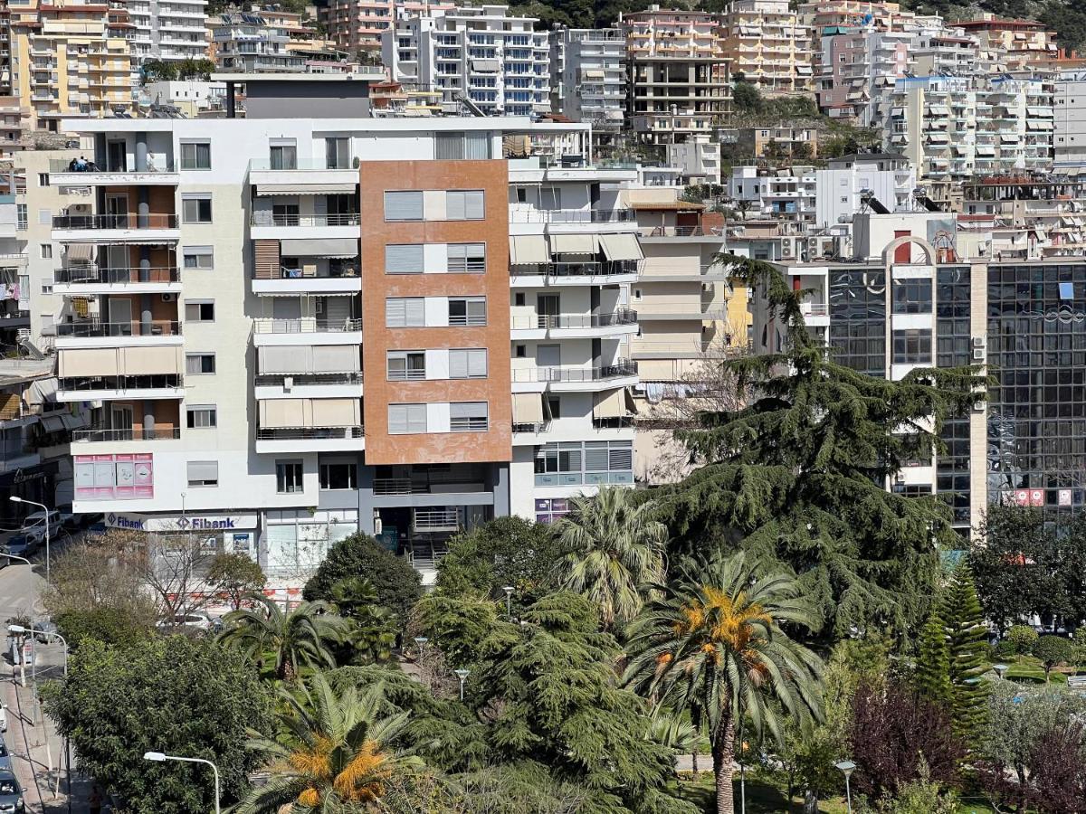 Center-sea View Apartament,sarande